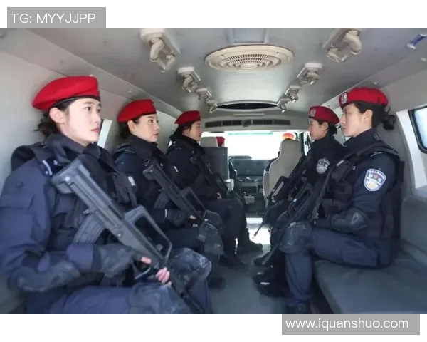 Elk女警一招制敌展现超凡实力引发热议与关注