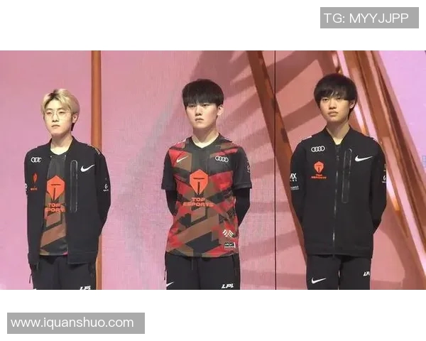 TES战队Jackeylove精彩推塔瞬间引发观众热议赛场战术新思路解析 TES战队Jackeylove精彩推塔瞬间引发观众热议赛场战术新思路解析